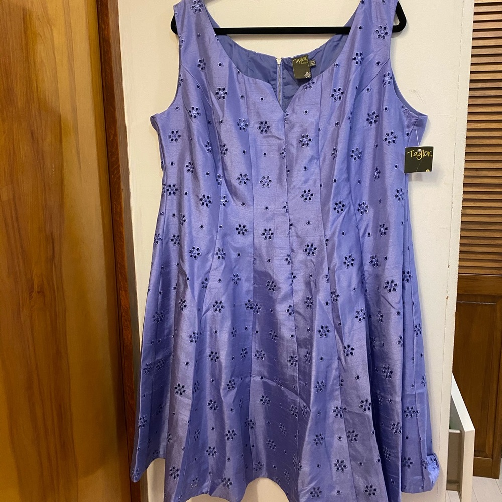 Taylor Woman Purple Dress